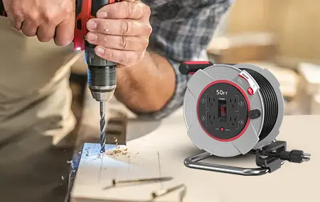 De quel matériau est faite la bobine en plastique