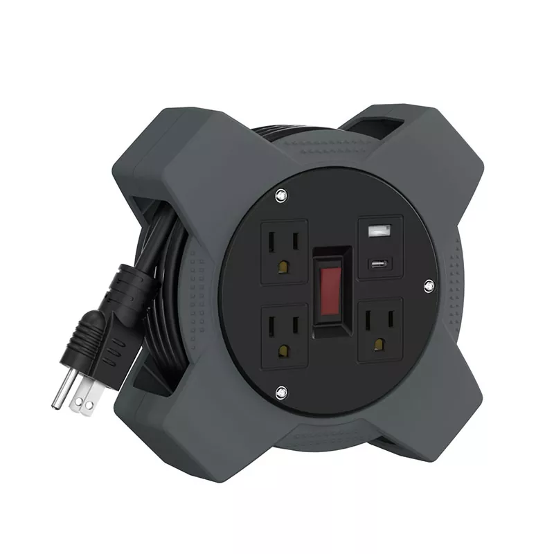 Enrouleur de cordon en plastique USB 3 prises 20 pieds Enrouleur de cordon en plastique USB 3 prises 20 pieds